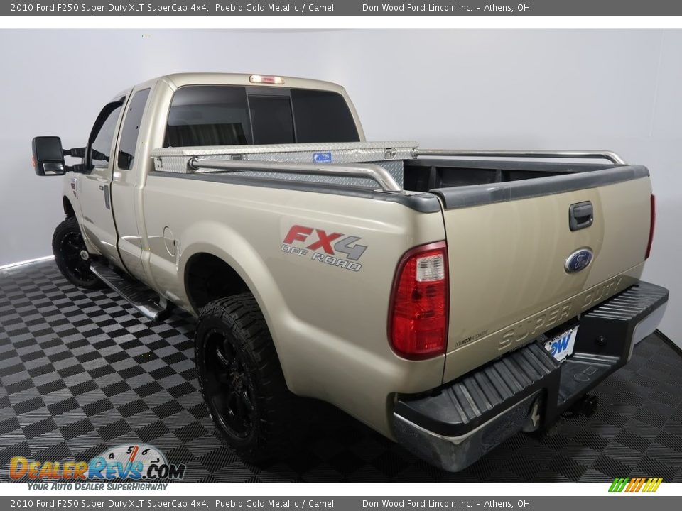 2010 Ford F250 Super Duty XLT SuperCab 4x4 Pueblo Gold Metallic / Camel Photo #8