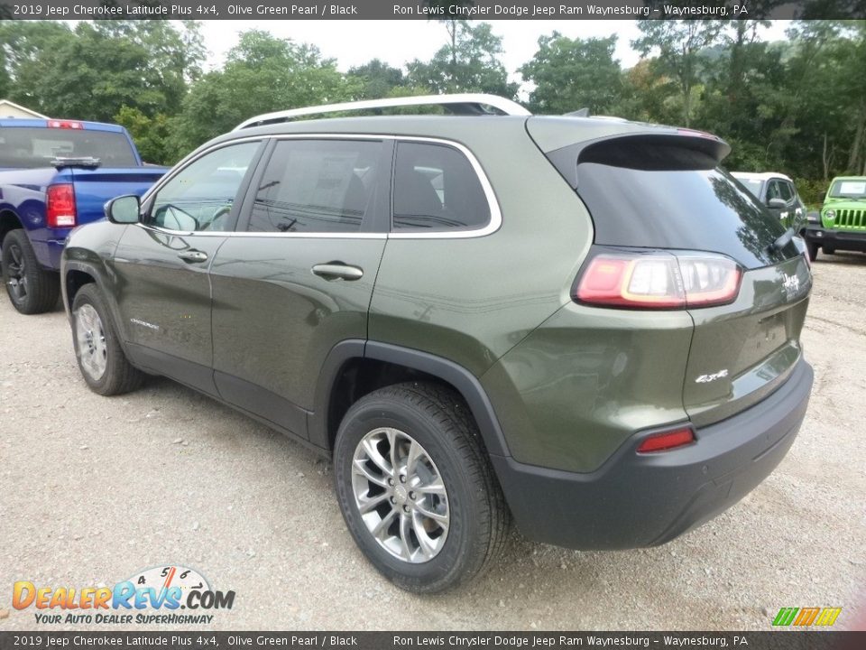 2019 Jeep Cherokee Latitude Plus 4x4 Olive Green Pearl / Black Photo #2