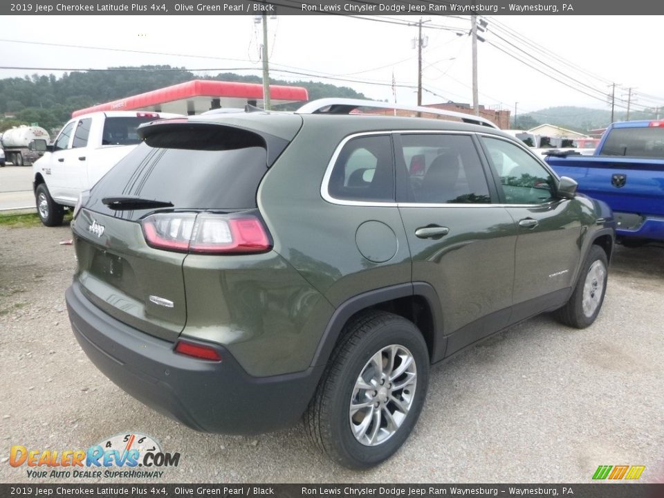 2019 Jeep Cherokee Latitude Plus 4x4 Olive Green Pearl / Black Photo #4