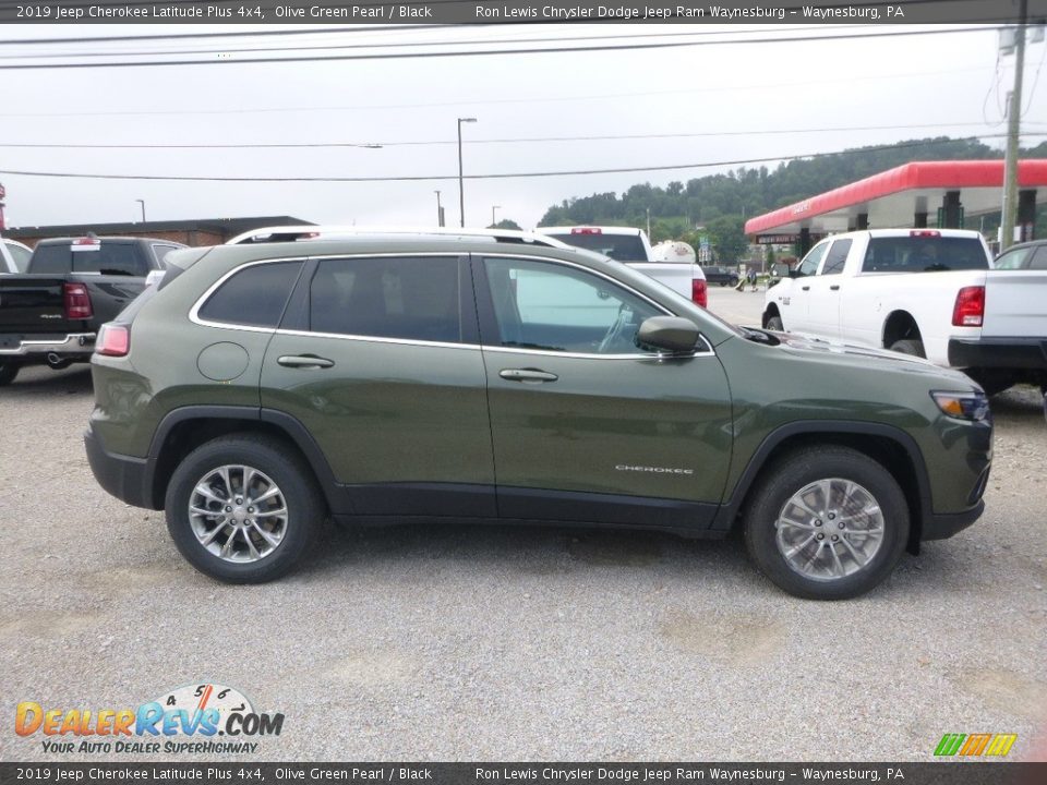 2019 Jeep Cherokee Latitude Plus 4x4 Olive Green Pearl / Black Photo #5