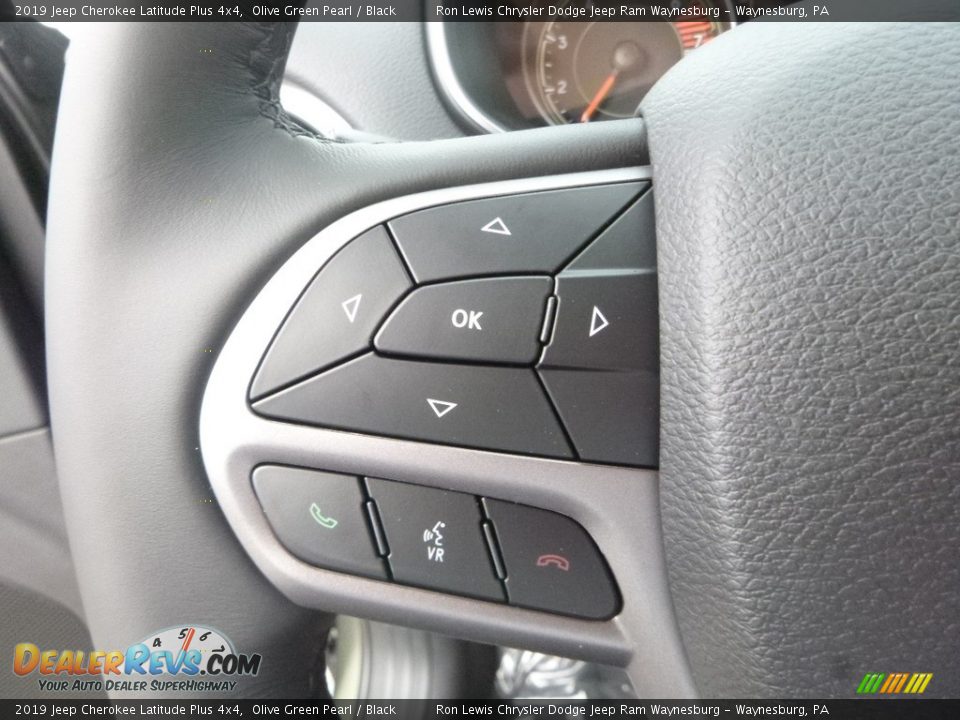 2019 Jeep Cherokee Latitude Plus 4x4 Olive Green Pearl / Black Photo #16