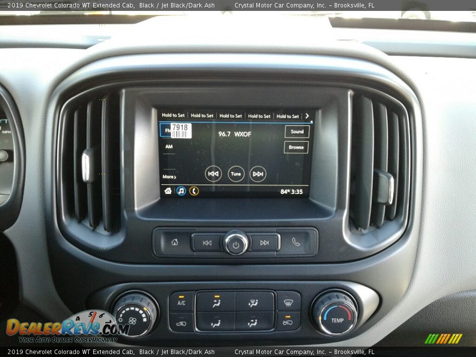 Controls of 2019 Chevrolet Colorado WT Extended Cab Photo #15
