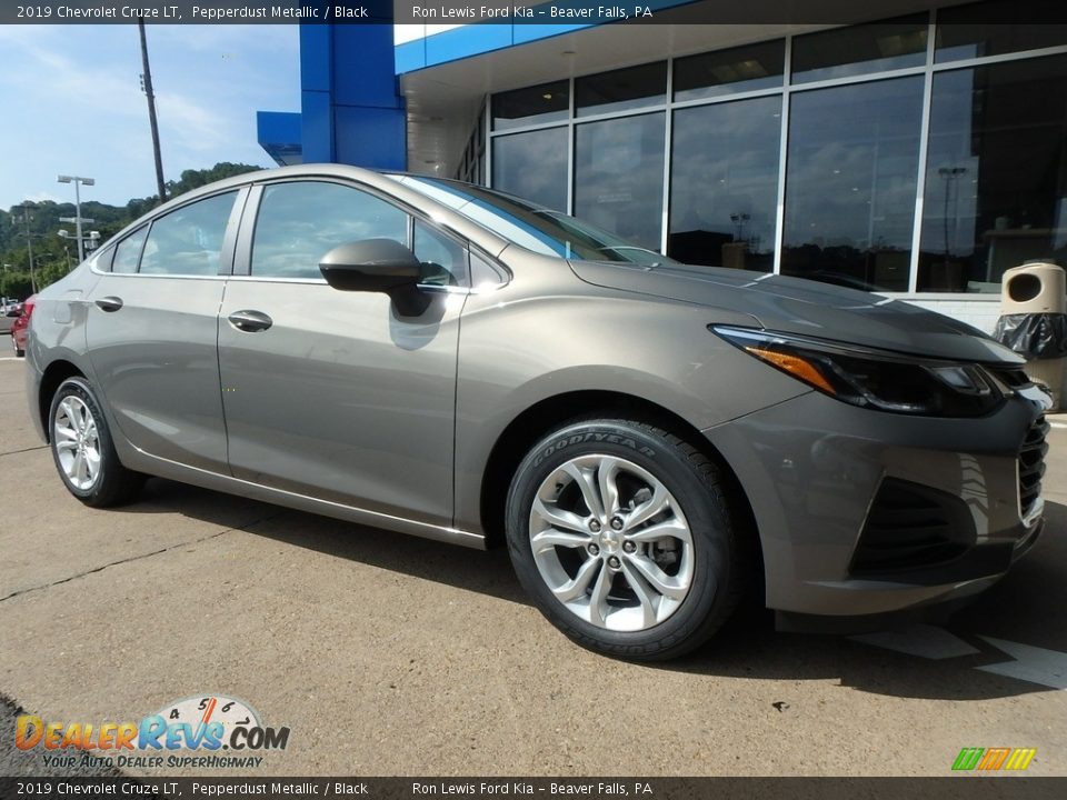 2019 Chevrolet Cruze LT Pepperdust Metallic / Black Photo #8