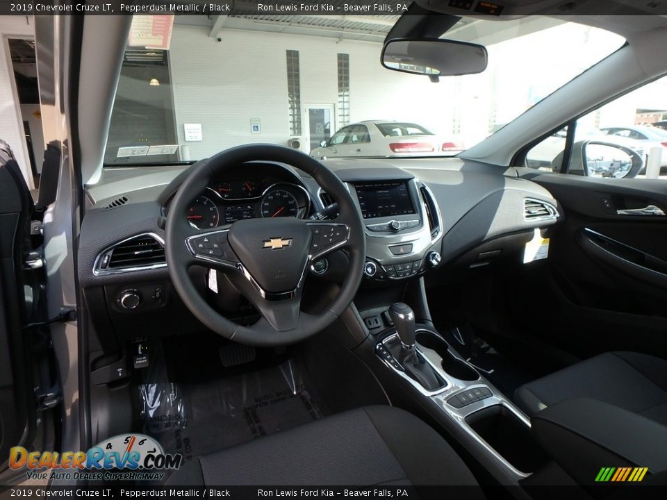 2019 Chevrolet Cruze LT Pepperdust Metallic / Black Photo #12