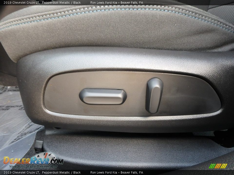 2019 Chevrolet Cruze LT Pepperdust Metallic / Black Photo #14