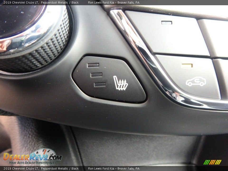 2019 Chevrolet Cruze LT Pepperdust Metallic / Black Photo #17