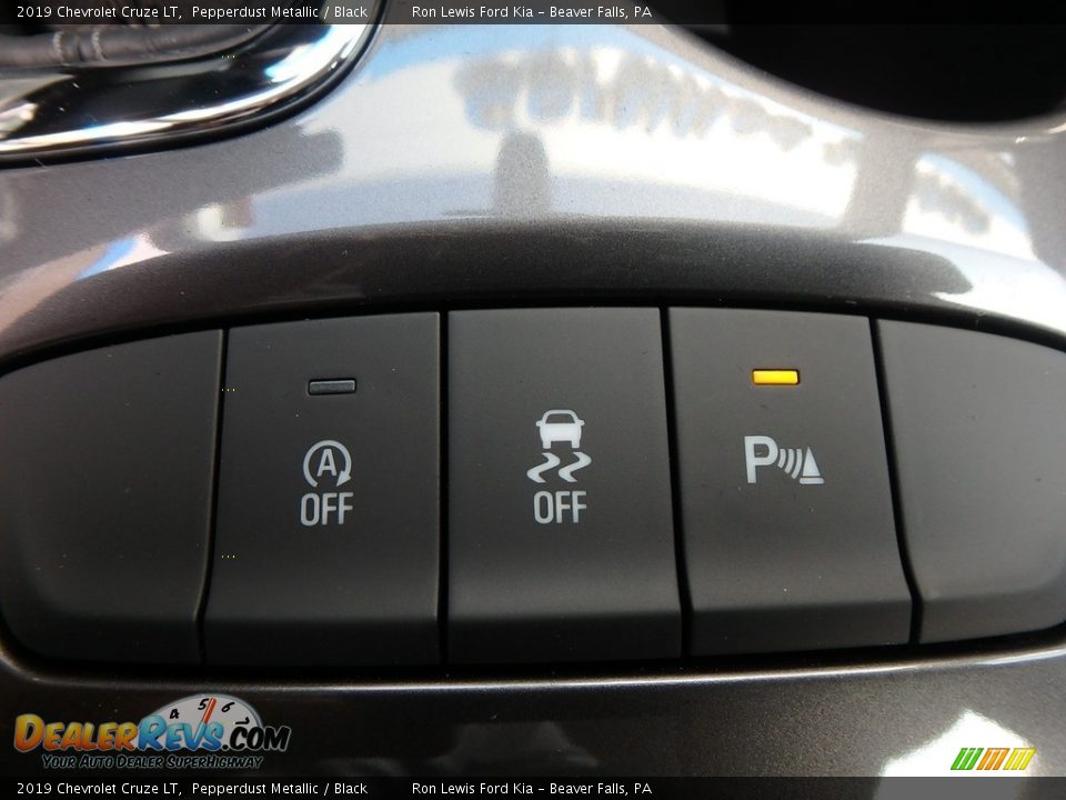 2019 Chevrolet Cruze LT Pepperdust Metallic / Black Photo #18