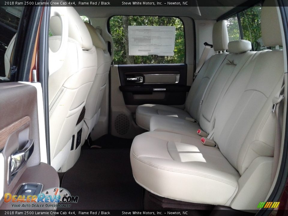2018 Ram 2500 Laramie Crew Cab 4x4 Flame Red / Black Photo #11