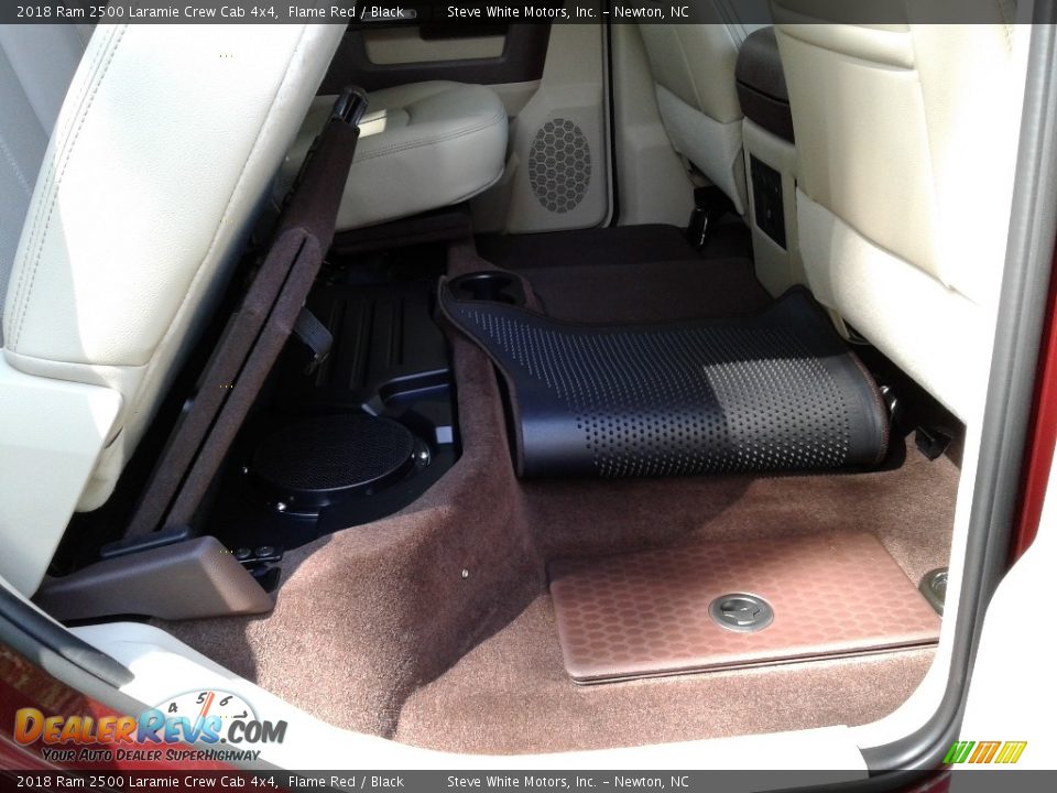 2018 Ram 2500 Laramie Crew Cab 4x4 Flame Red / Black Photo #14
