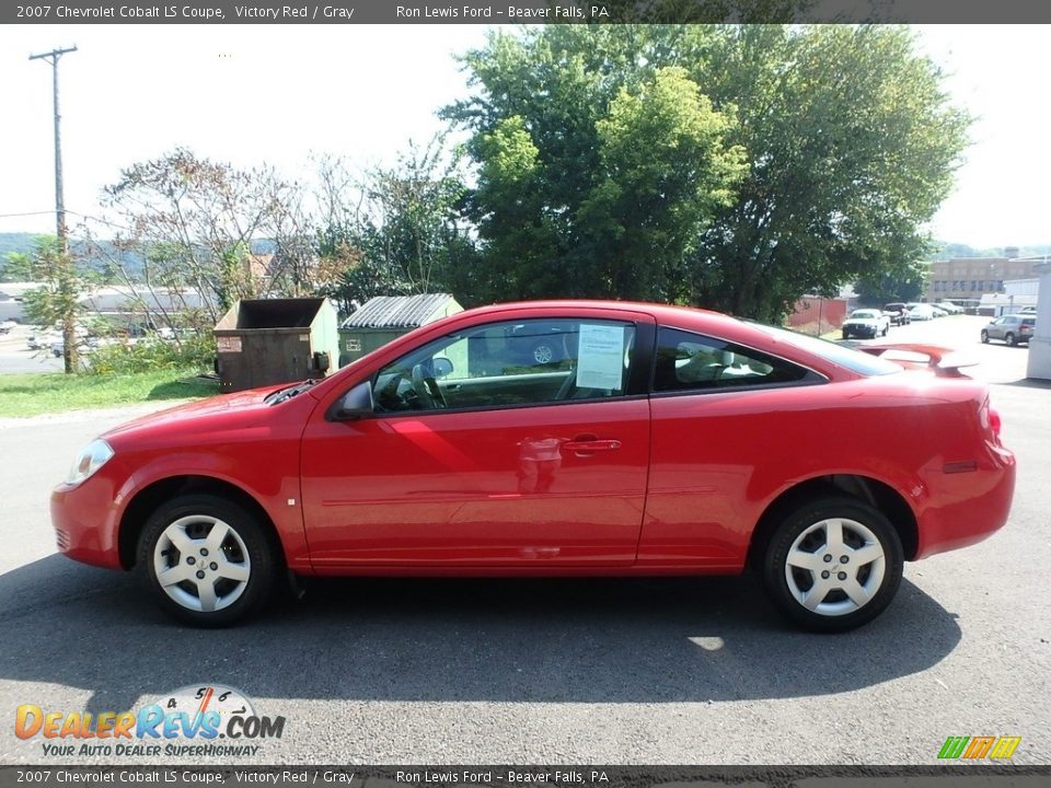 2007 Chevrolet Cobalt LS Coupe Victory Red / Gray Photo #7