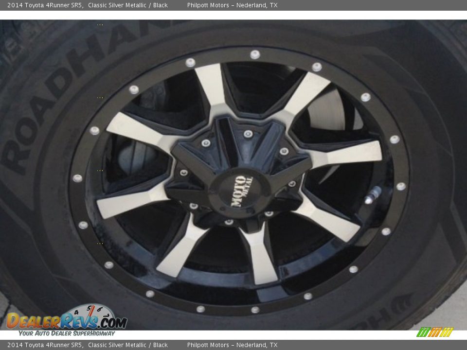 2014 Toyota 4Runner SR5 Classic Silver Metallic / Black Photo #10