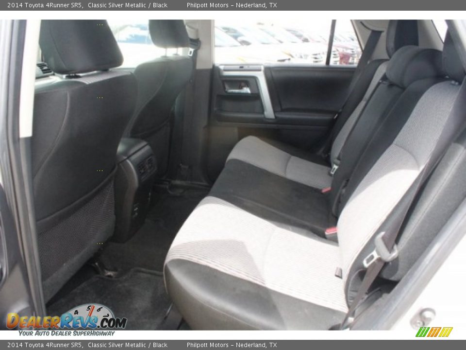 2014 Toyota 4Runner SR5 Classic Silver Metallic / Black Photo #24