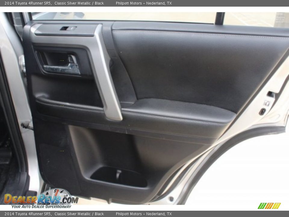 2014 Toyota 4Runner SR5 Classic Silver Metallic / Black Photo #28