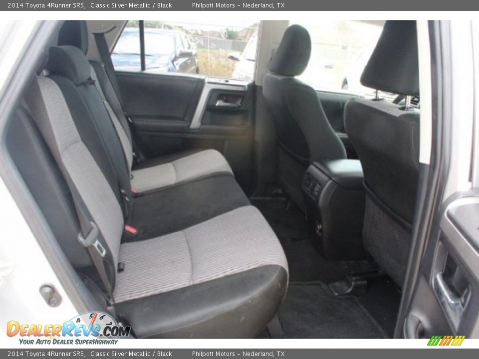 2014 Toyota 4Runner SR5 Classic Silver Metallic / Black Photo #29