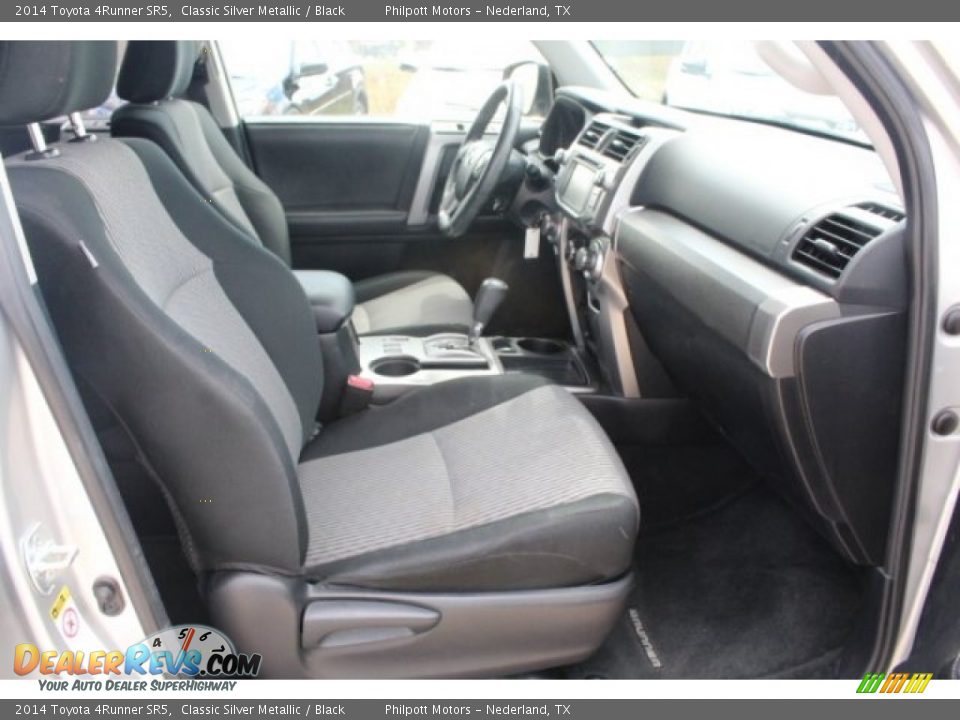 2014 Toyota 4Runner SR5 Classic Silver Metallic / Black Photo #32