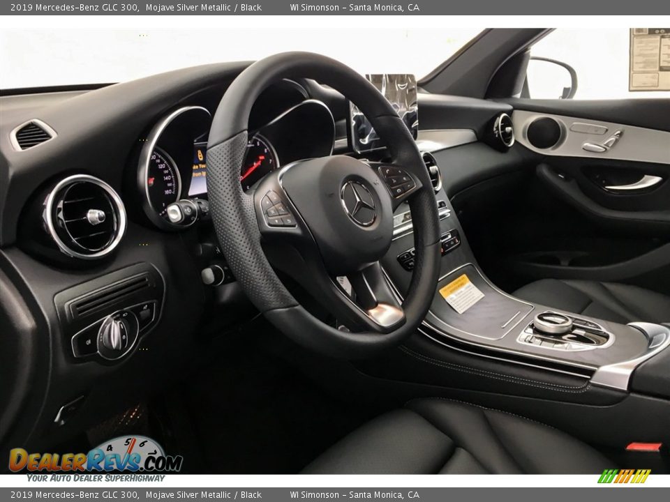 2019 Mercedes-Benz GLC 300 Mojave Silver Metallic / Black Photo #4