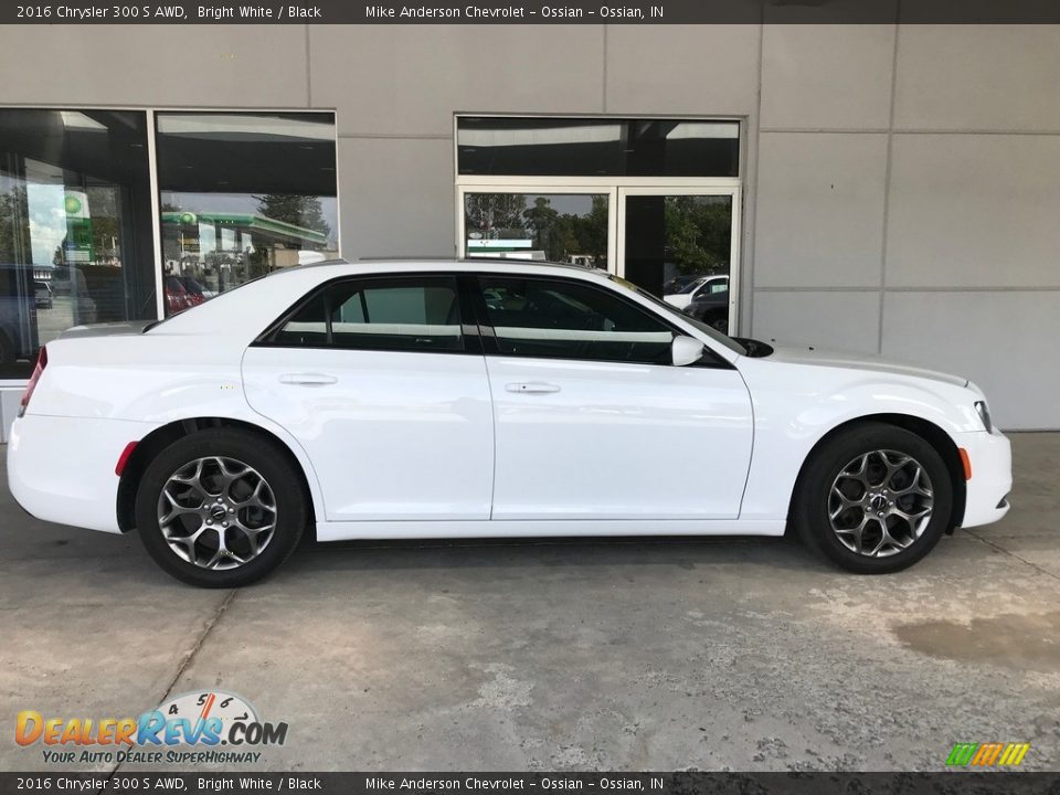 2016 Chrysler 300 S AWD Bright White / Black Photo #2