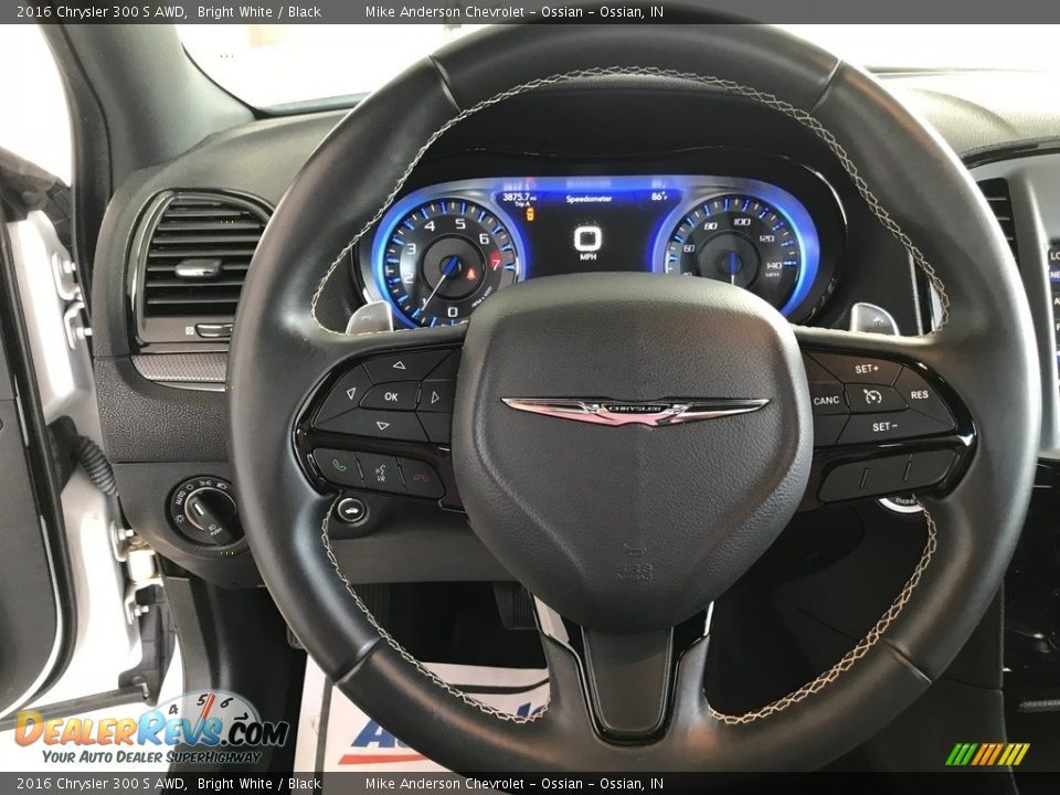 2016 Chrysler 300 S AWD Bright White / Black Photo #16