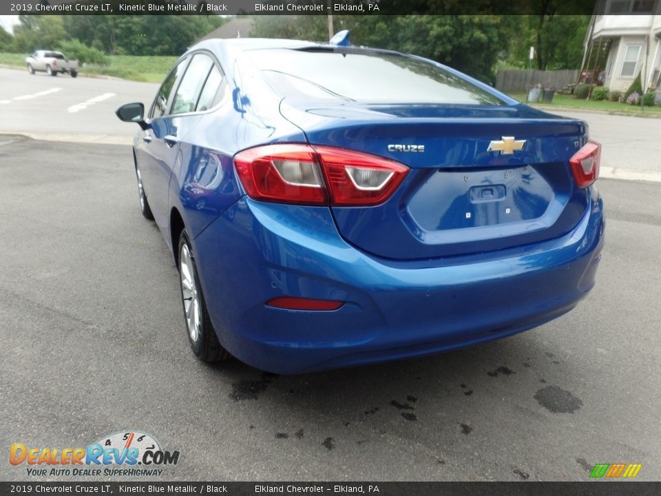 2019 Chevrolet Cruze LT Kinetic Blue Metallic / Black Photo #7