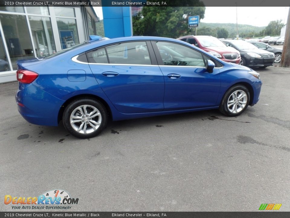 2019 Chevrolet Cruze LT Kinetic Blue Metallic / Black Photo #10