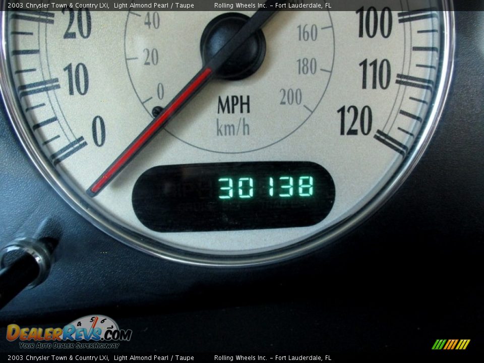 2003 Chrysler Town & Country LXi Light Almond Pearl / Taupe Photo #2