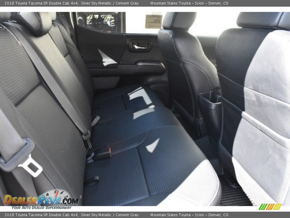 2018 Toyota Tacoma SR Double Cab 4x4 Silver Sky Metallic / Cement Gray Photo #18