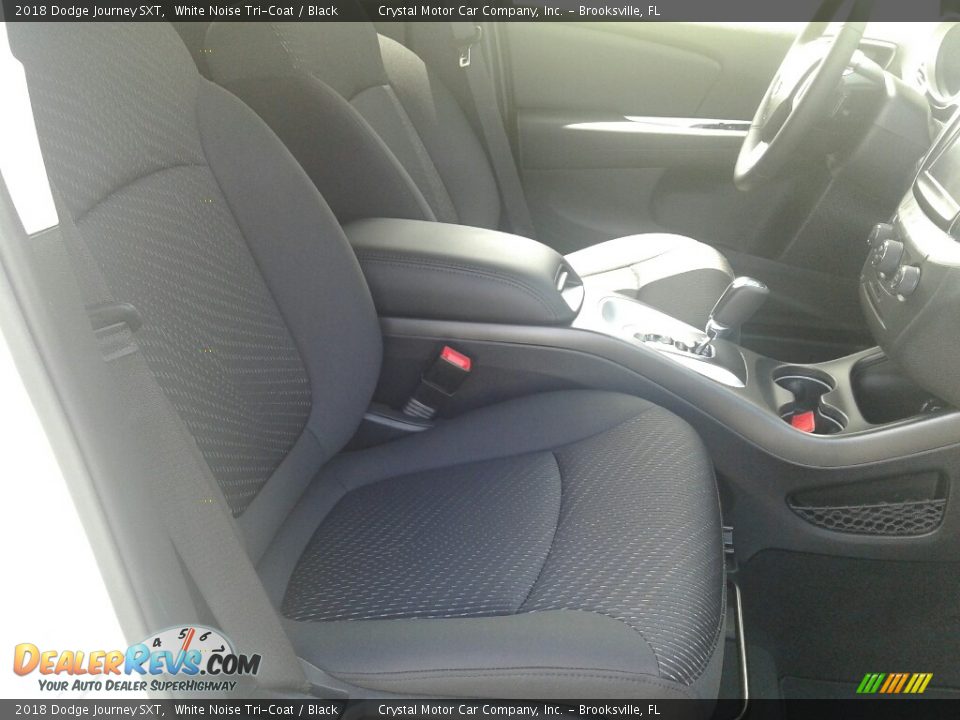 2018 Dodge Journey SXT White Noise Tri-Coat / Black Photo #12
