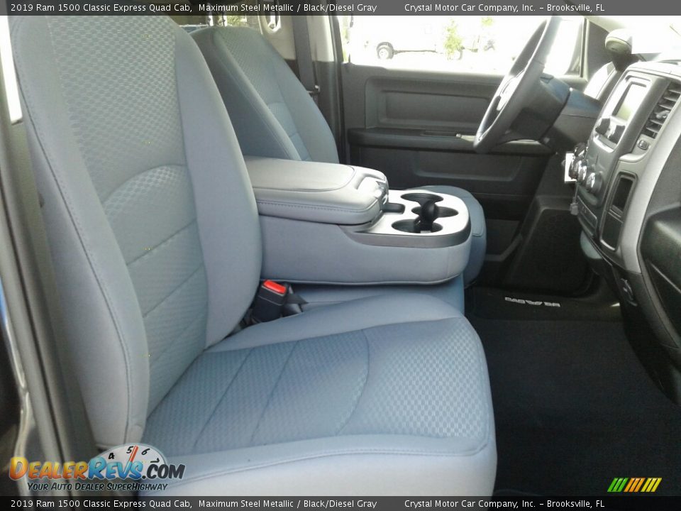 2019 Ram 1500 Classic Express Quad Cab Maximum Steel Metallic / Black/Diesel Gray Photo #12