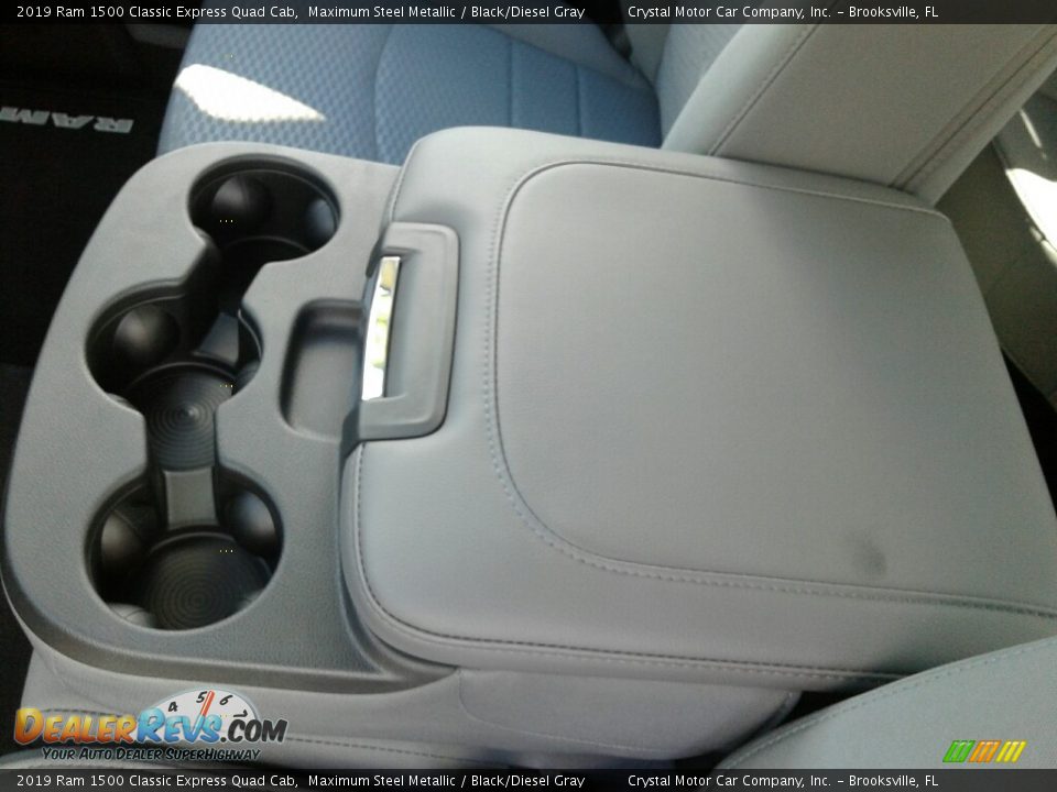 2019 Ram 1500 Classic Express Quad Cab Maximum Steel Metallic / Black/Diesel Gray Photo #18