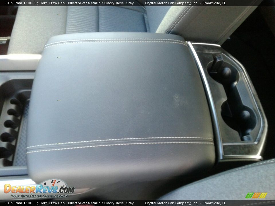 2019 Ram 1500 Big Horn Crew Cab Billett Silver Metallic / Black/Diesel Gray Photo #18