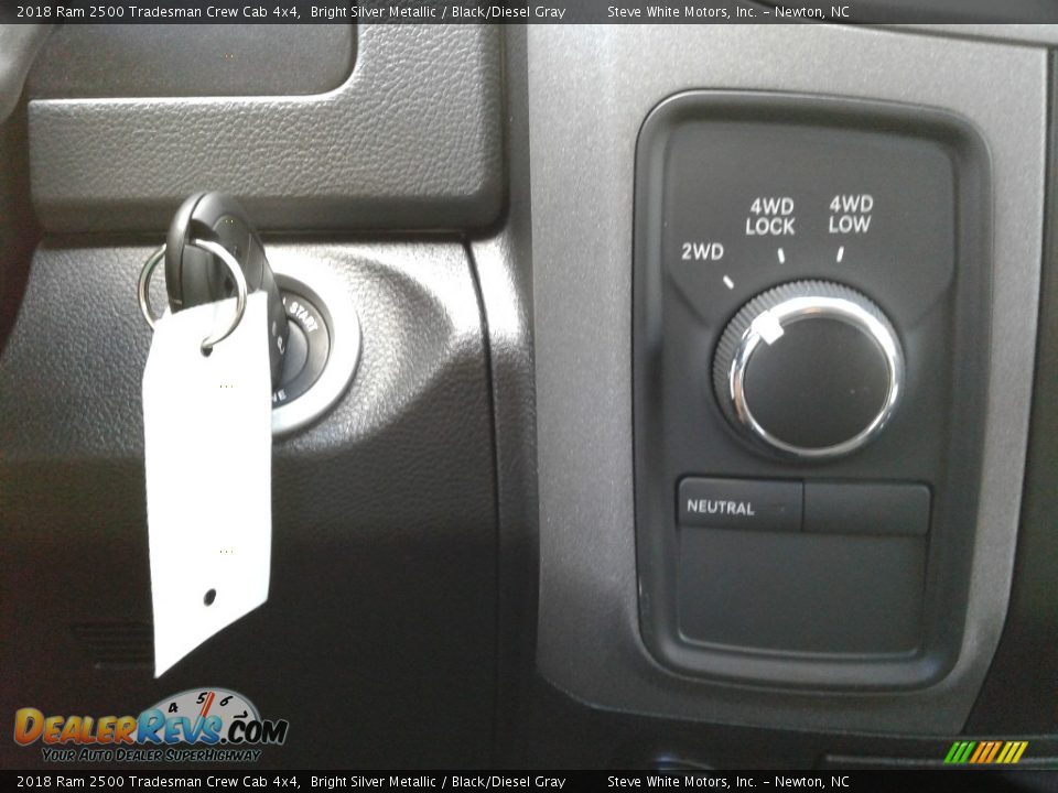 2018 Ram 2500 Tradesman Crew Cab 4x4 Bright Silver Metallic / Black/Diesel Gray Photo #22