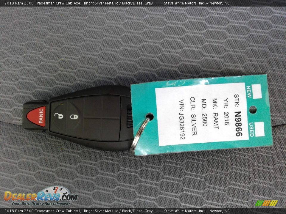 2018 Ram 2500 Tradesman Crew Cab 4x4 Bright Silver Metallic / Black/Diesel Gray Photo #26