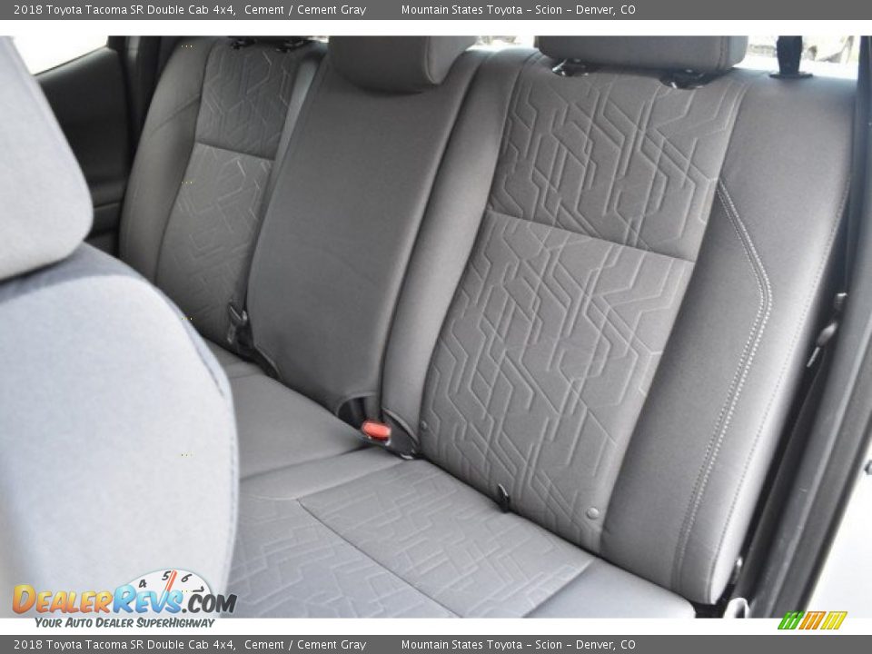 2018 Toyota Tacoma SR Double Cab 4x4 Cement / Cement Gray Photo #16