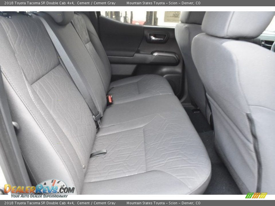 2018 Toyota Tacoma SR Double Cab 4x4 Cement / Cement Gray Photo #18