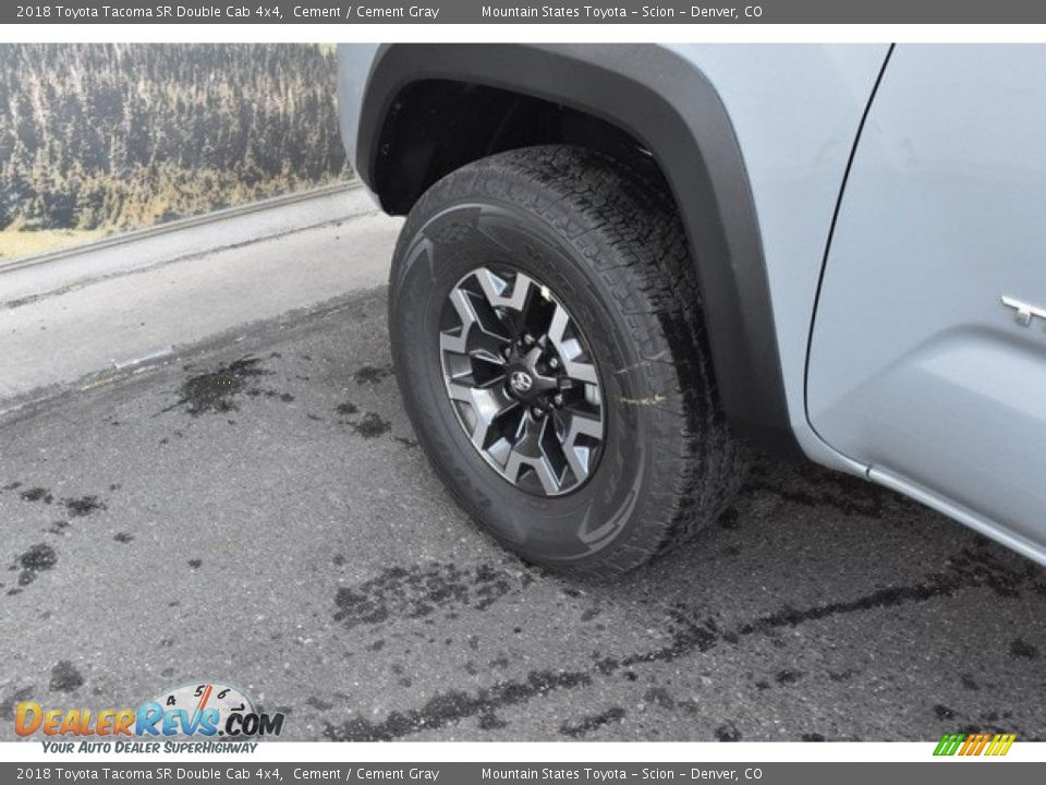 2018 Toyota Tacoma SR Double Cab 4x4 Cement / Cement Gray Photo #32