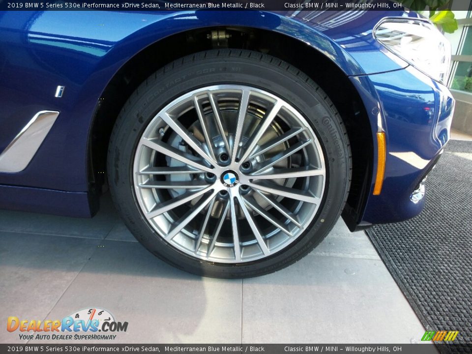 2019 BMW 5 Series 530e iPerformance xDrive Sedan Wheel Photo #5