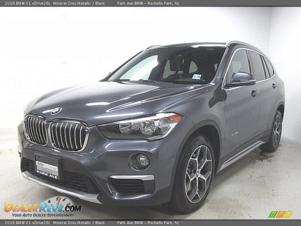 2018 BMW X1 xDrive28i Mineral Grey Metallic / Black Photo #1