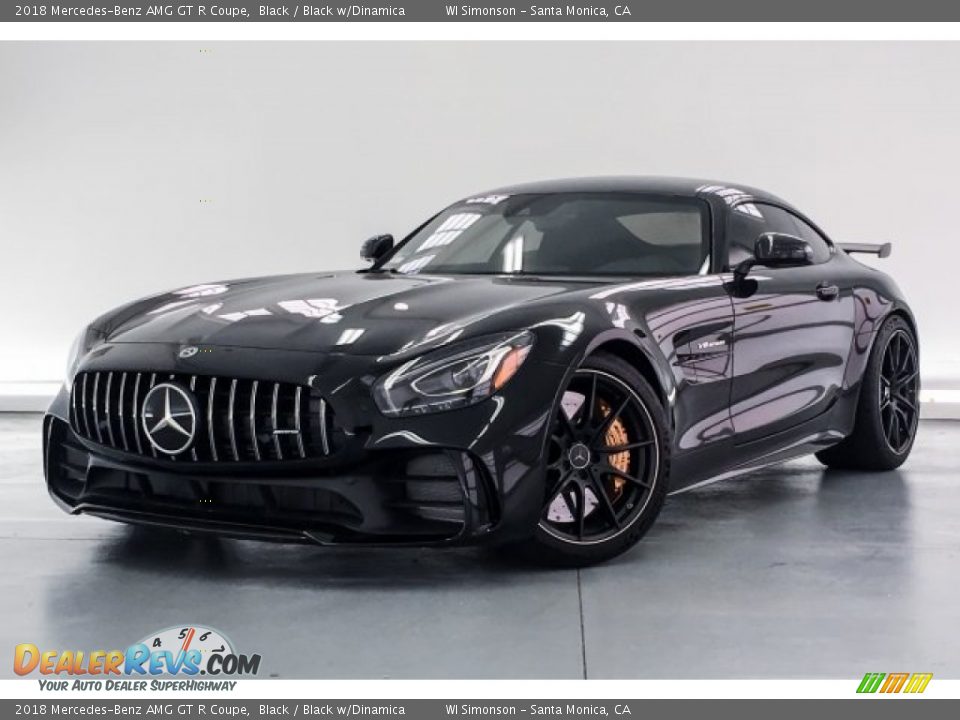 Front 3/4 View of 2018 Mercedes-Benz AMG GT R Coupe Photo #12