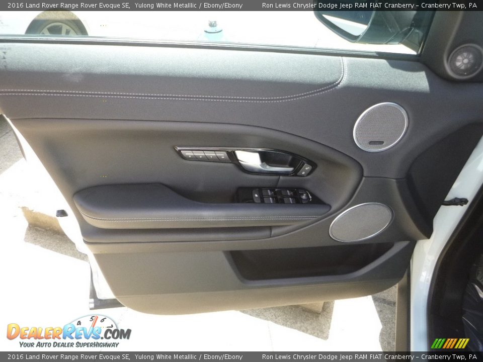 2016 Land Rover Range Rover Evoque SE Yulong White Metalllic / Ebony/Ebony Photo #11