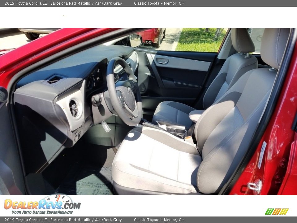 2019 Toyota Corolla LE Barcelona Red Metallic / Ash/Dark Gray Photo #3