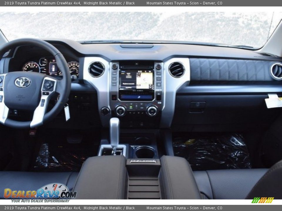 Dashboard of 2019 Toyota Tundra Platinum CrewMax 4x4 Photo #8