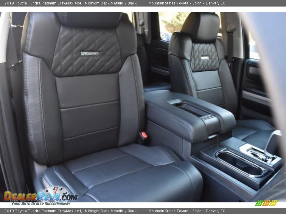 Front Seat of 2019 Toyota Tundra Platinum CrewMax 4x4 Photo #13