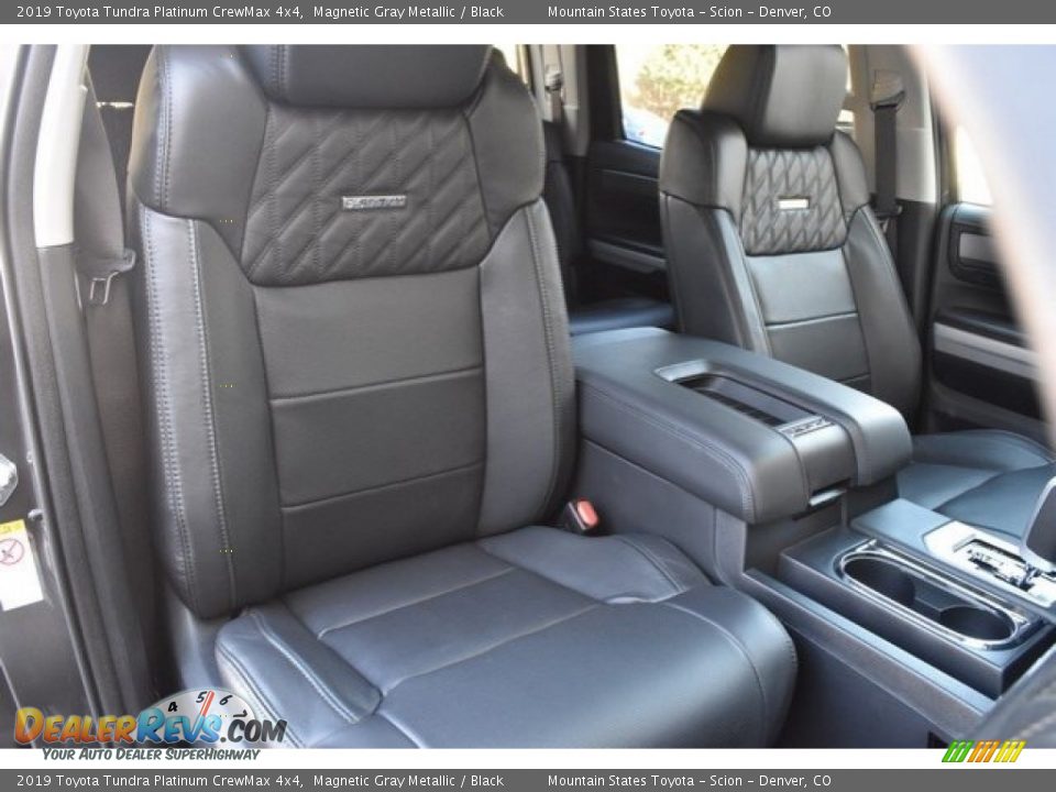 Front Seat of 2019 Toyota Tundra Platinum CrewMax 4x4 Photo #13