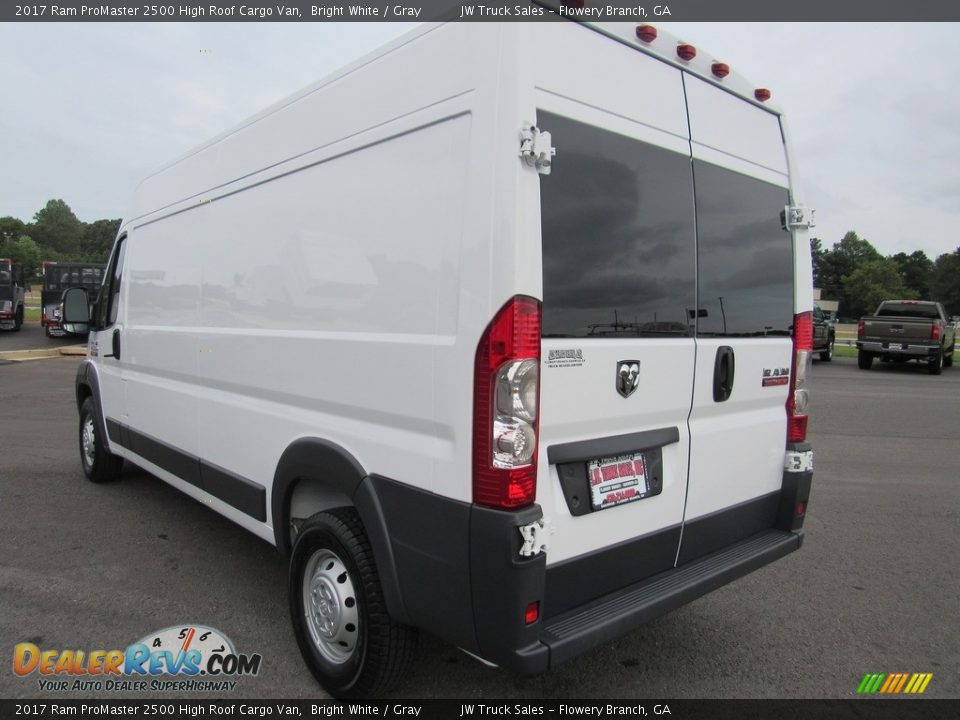 2017 Ram ProMaster 2500 High Roof Cargo Van Bright White / Gray Photo #3
