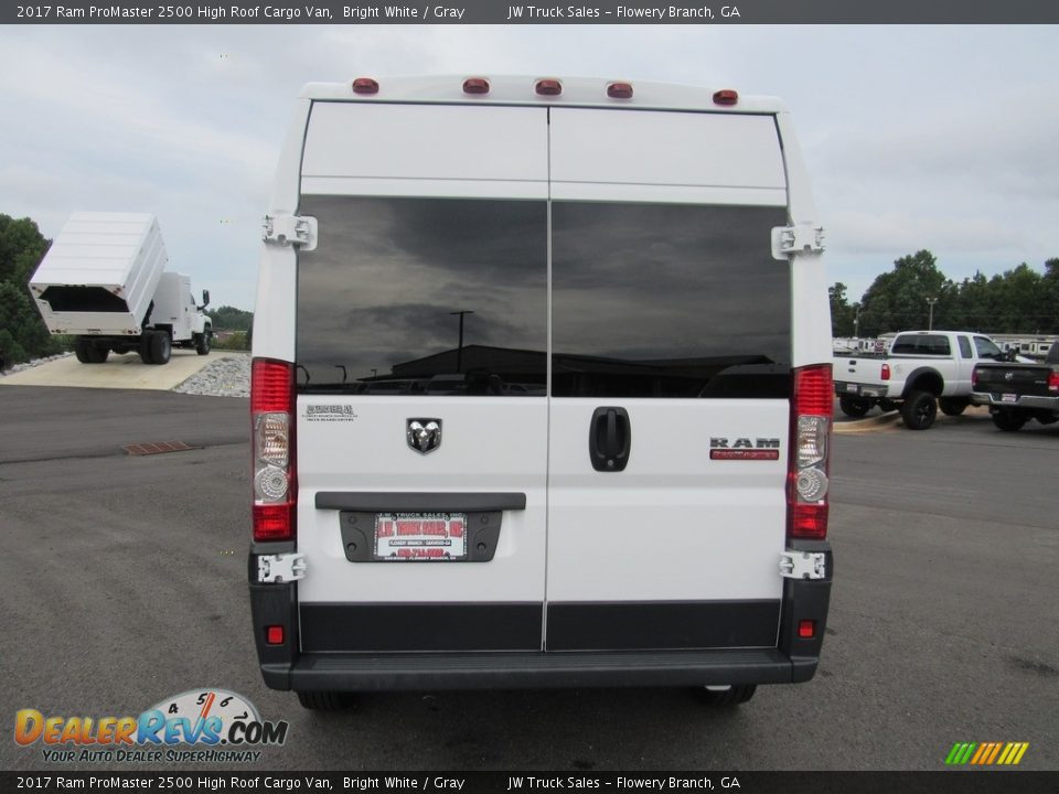 2017 Ram ProMaster 2500 High Roof Cargo Van Bright White / Gray Photo #4