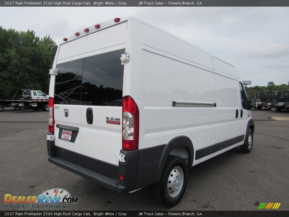 2017 Ram ProMaster 2500 High Roof Cargo Van Bright White / Gray Photo #5