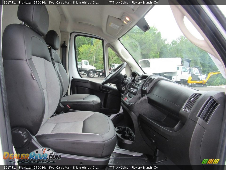 2017 Ram ProMaster 2500 High Roof Cargo Van Bright White / Gray Photo #20