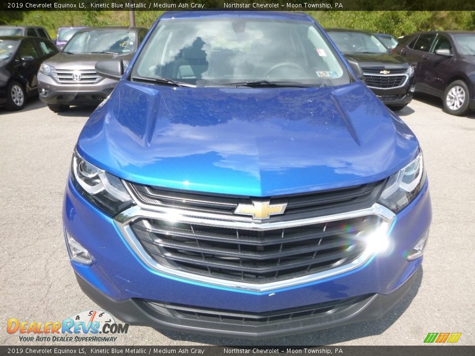 2019 Chevrolet Equinox LS Kinetic Blue Metallic / Medium Ash Gray Photo #8