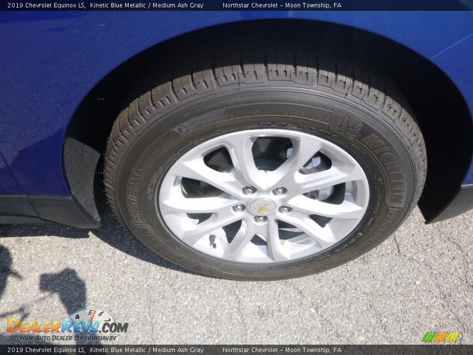 2019 Chevrolet Equinox LS Kinetic Blue Metallic / Medium Ash Gray Photo #9