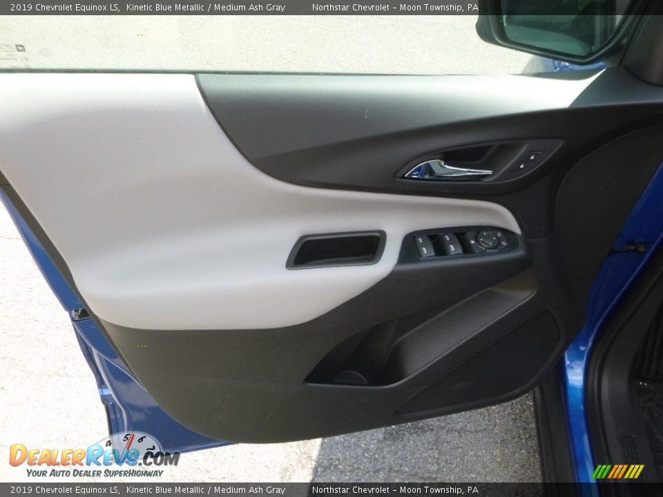 2019 Chevrolet Equinox LS Kinetic Blue Metallic / Medium Ash Gray Photo #14